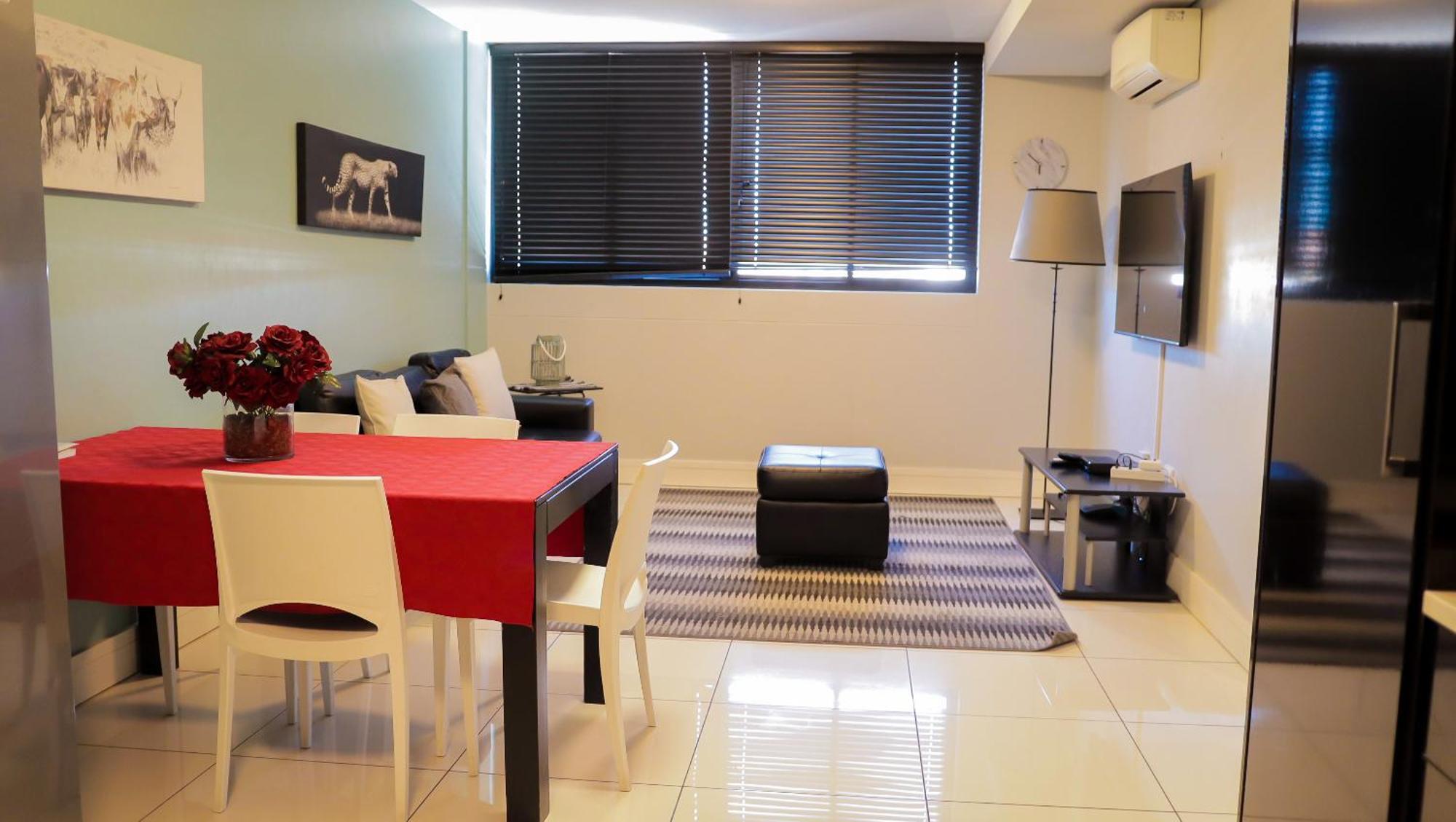 77 On Independence Apartments Windhoek Ngoại thất bức ảnh